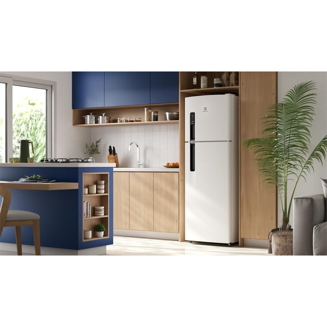 Electrolux Geladeira Electrolux Frost Free 380L AutoSense Duplex Branca (TF41) 127V