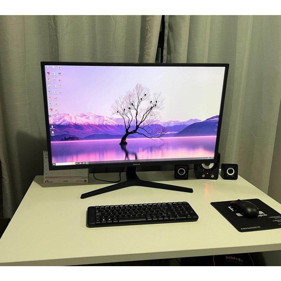 Monitor 4K Samsung 32",HDMI, Display Port, Freesync