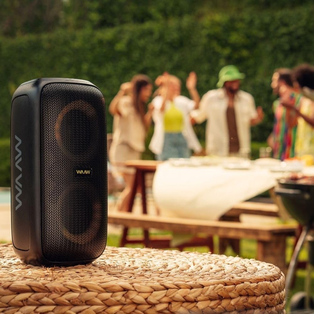 Caixa de Som Bluetooth WAAW Infinite 100 IPX4 Stereo Conexão TWS 4 Alto Falantes Bateria de Até 14H
