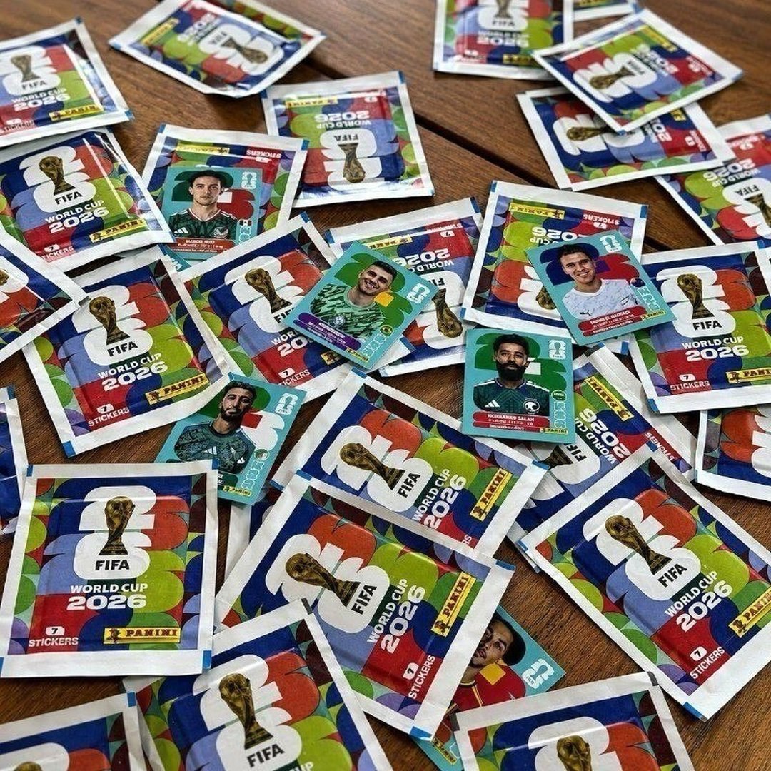 Kit 100 Envelopes (700 Figurinhas) Panini Copa do Mundo 2026