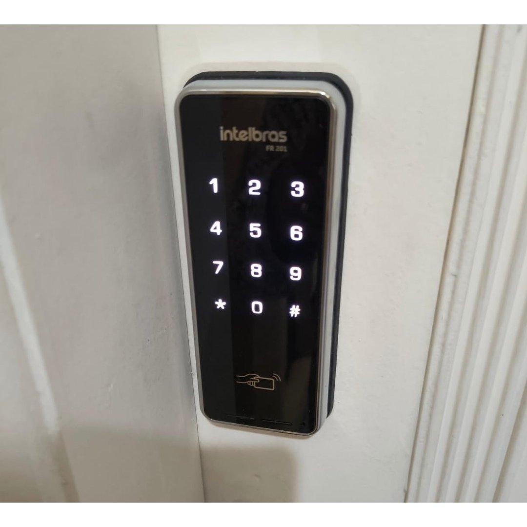 Fechadura Digital de Sobrepor Touch Screen FR 201 Intelbras